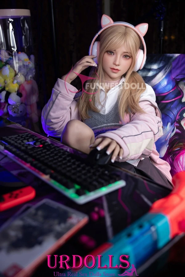 A-Cup 159cm Love Dolls Gaming