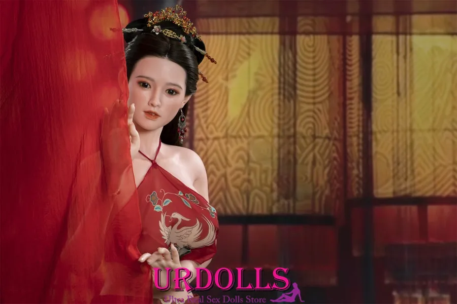 sex dolls reggie nadelson